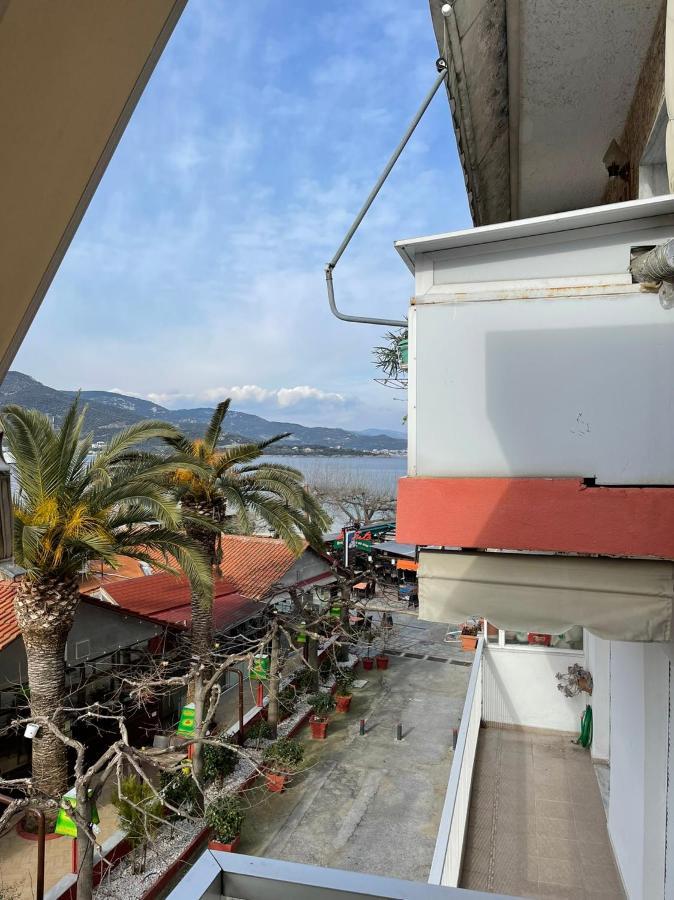 Adrianos House By The Sea Διαμέρισμα Nea Iraklitsa Εξωτερικό φωτογραφία